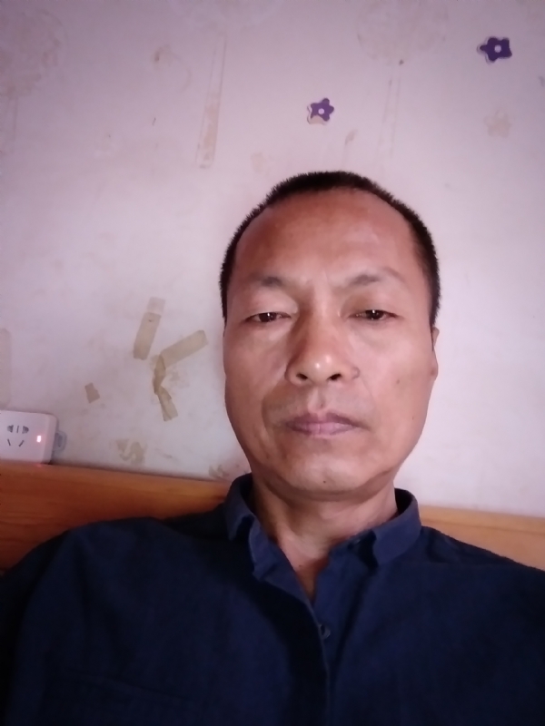 云逸的第一张照片--洛阳父母相亲团